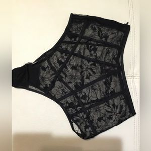 Victoria’s Secret high rise underwear size m